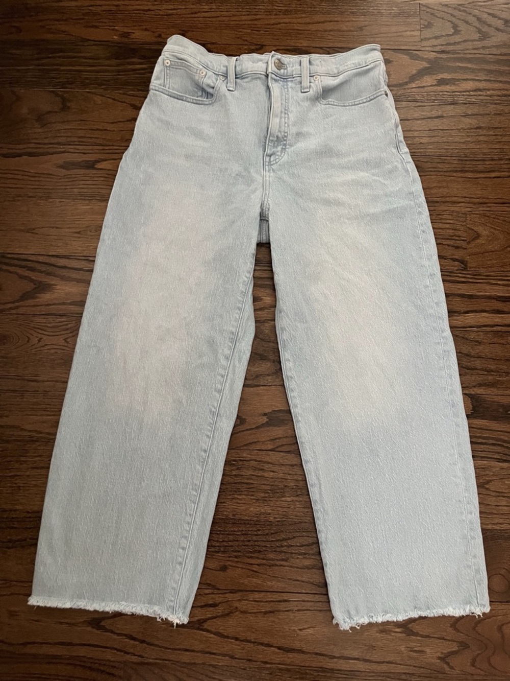 Madewell The Perfect Vintage Wide Leg Crop Jeans In Light Denim Wash. Size 29.
